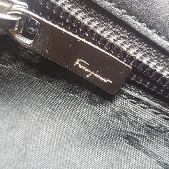 SOLD - Vintage Salvatore Ferragamo Shoulder Baguette Vara Bag with Metal Links - Picture 10 of 13